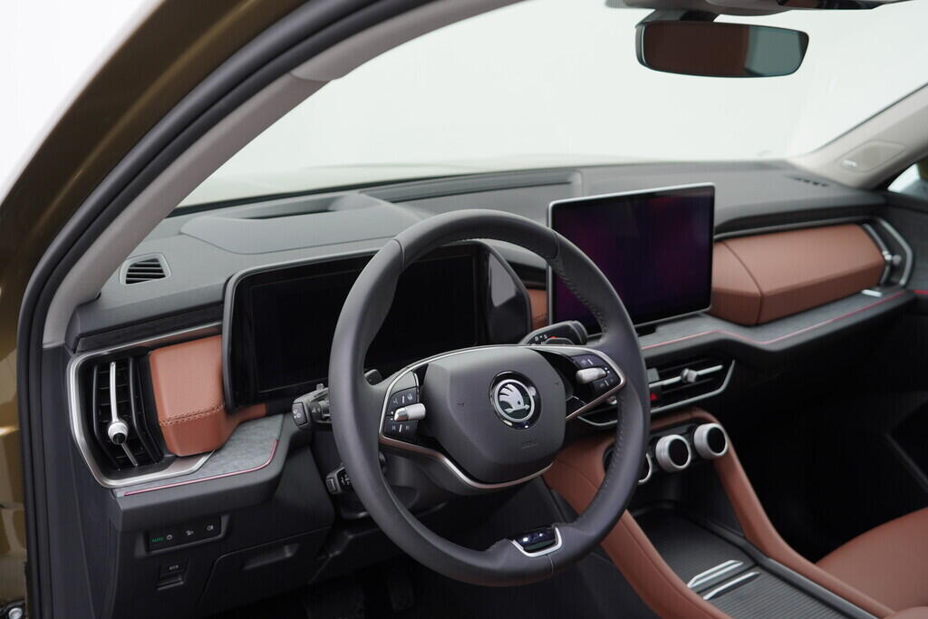 OV190V08056_22.webp_KODIAQ Selection 2.0 TDI 142 kW automat, DPH