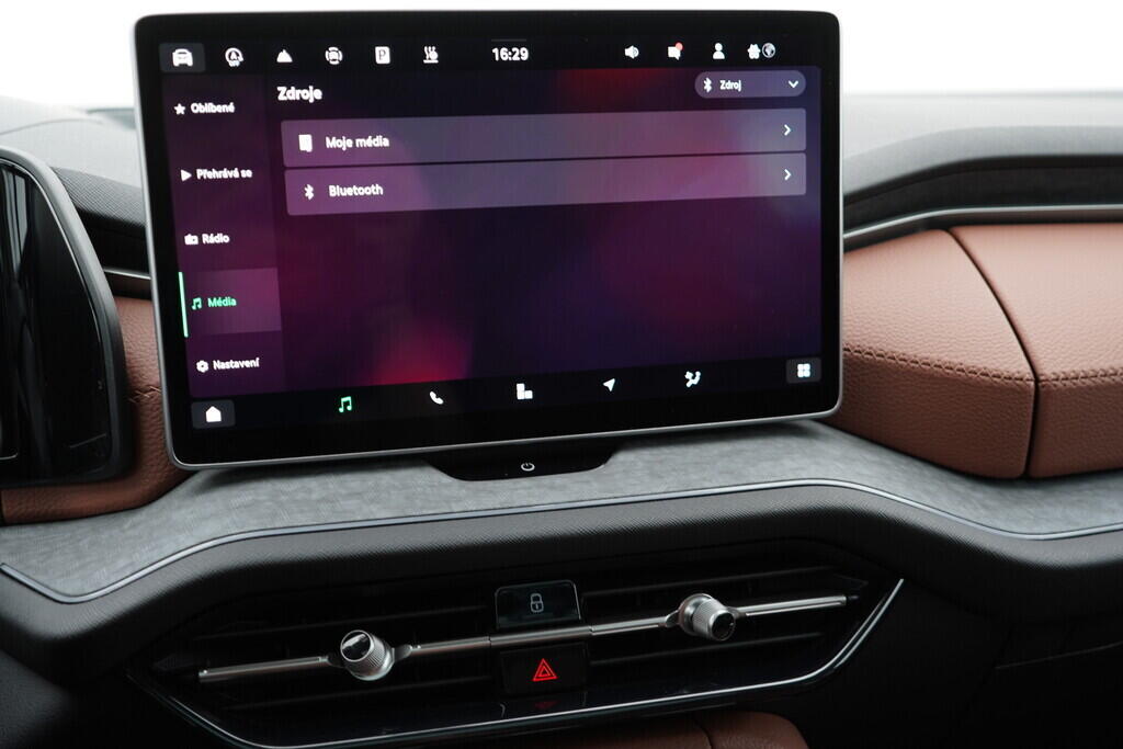 OV190V08056_30.webp_KODIAQ Selection 2.0 TDI 142 kW automat, DPH