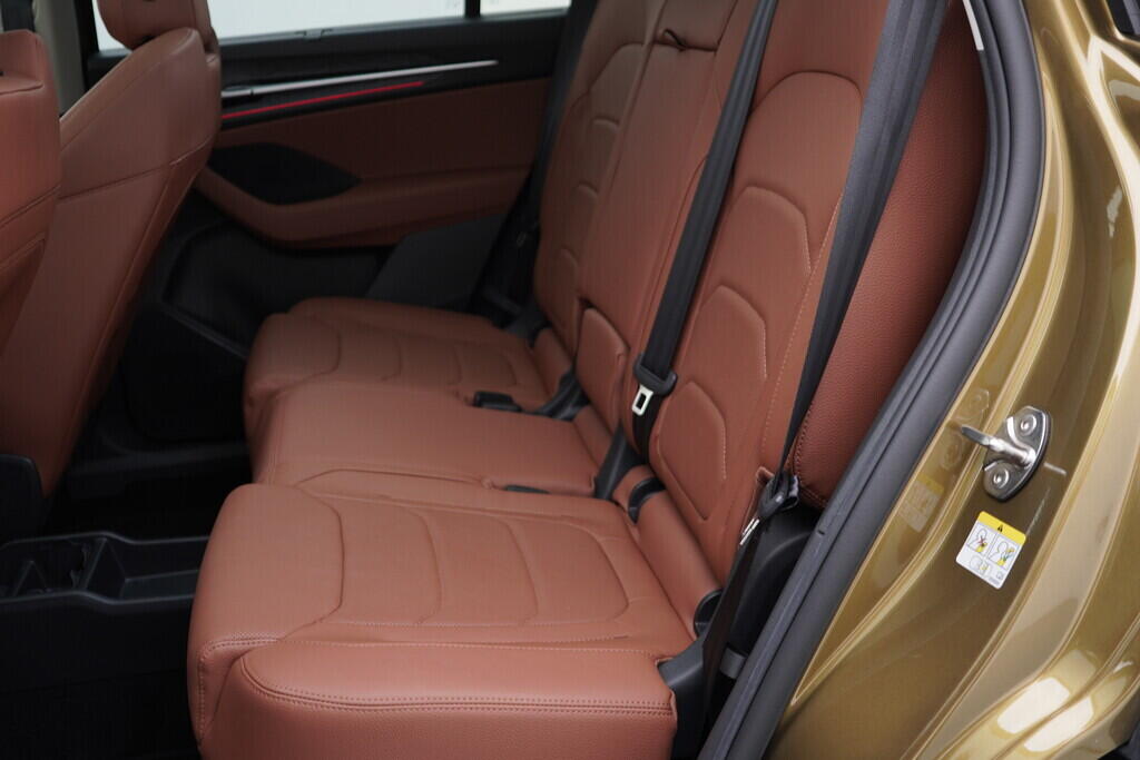 OV190V08056_37.webp_KODIAQ Selection 2.0 TDI 142 kW automat, DPH