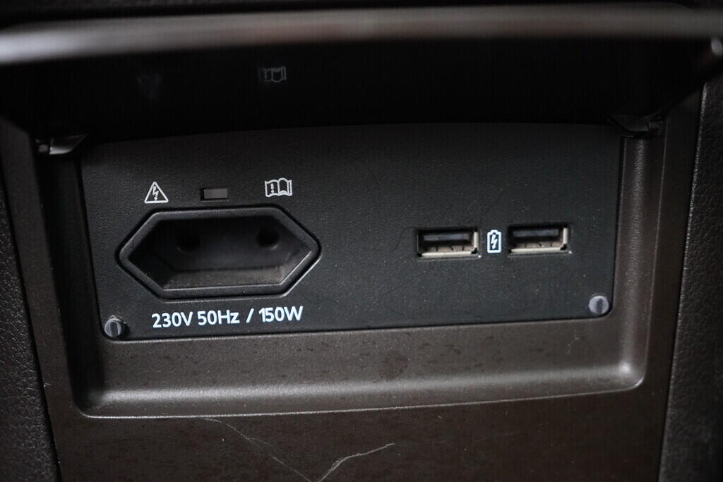 OV190V08073_32.webp_SUPERB L&K 2.0 TDI 140 kW automat, DPH