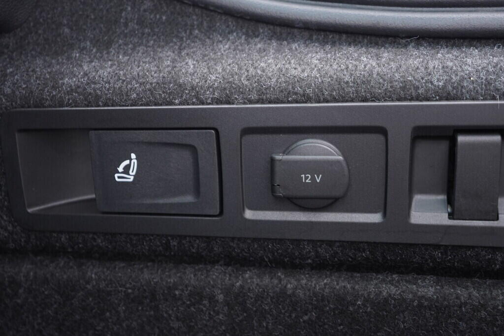 OV190V08073_41.webp_SUPERB L&K 2.0 TDI 140 kW automat, DPH