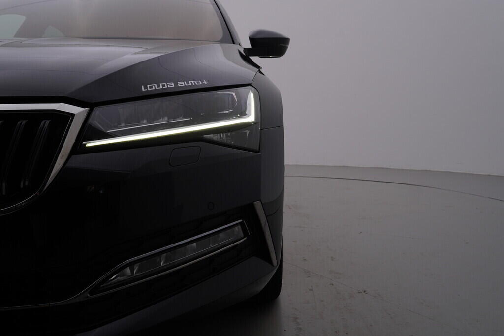 OV190V08073_48.webp_SUPERB L&K 2.0 TDI 140 kW automat, DPH