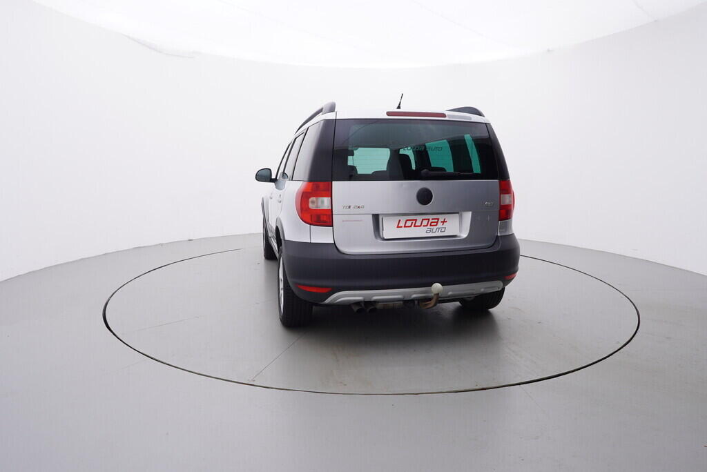 OV190V08080_13.webp_YETI Elegance 2.0 TDI 103 kW automat