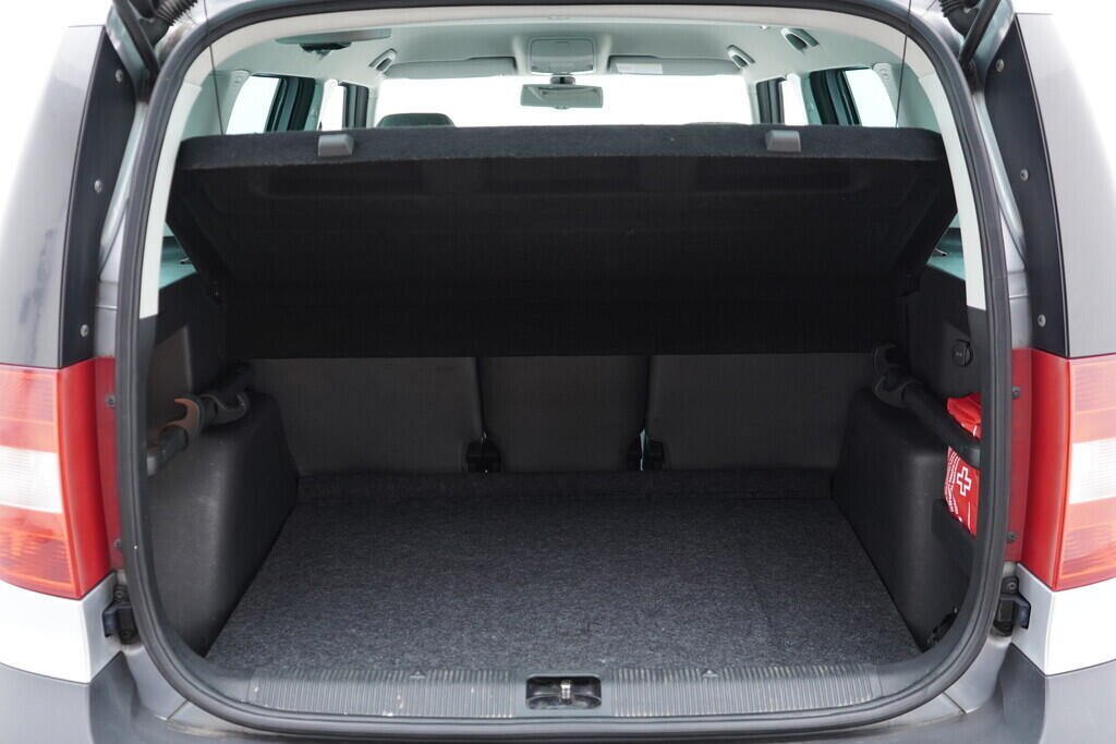 OV190V08080_35.webp_YETI Elegance 2.0 TDI 103 kW automat