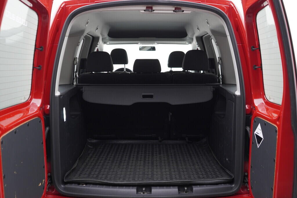 OV190V08083_35.webp_CADDY  2.0 TDI 75 kW manuál, DPH