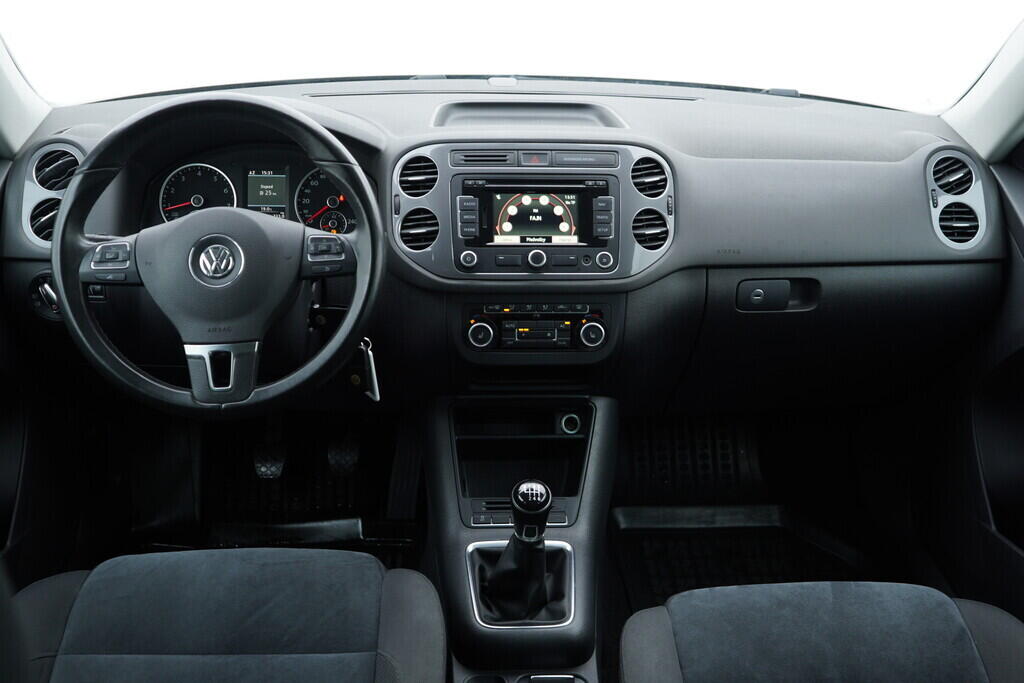 OV190V08087_26.webp_TIGUAN  2.0 TSI 132 kW manuál