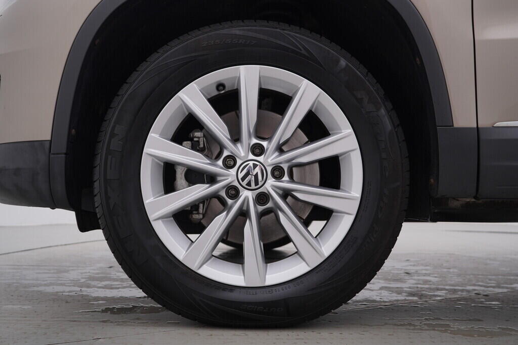 OV190V08087_37.webp_TIGUAN  2.0 TSI 132 kW manuál