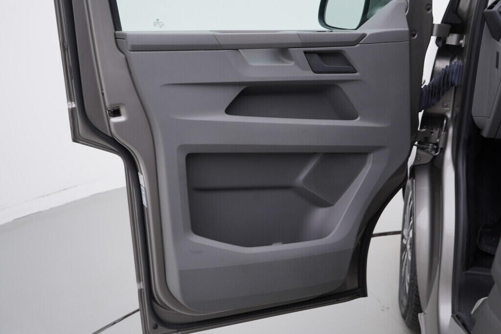 OV190V08096_19.webp_CARAVELLE  2.0 TDI 110 kW automat, DPH