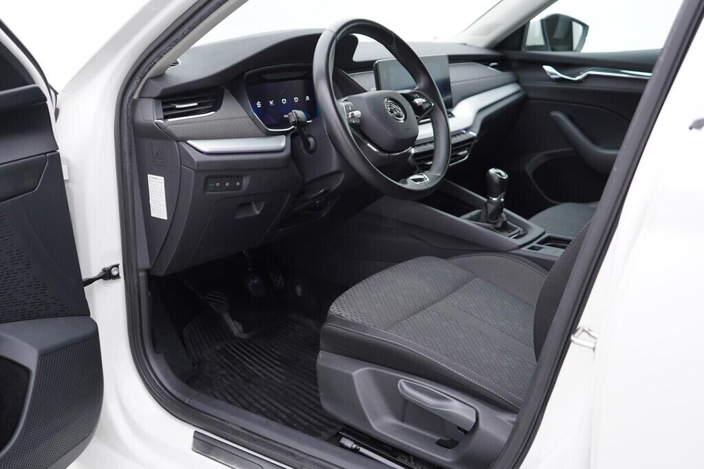 OV190V08102_18.webp_OCTAVIA Style 1.0 TSI 81 kW manuál, DPH