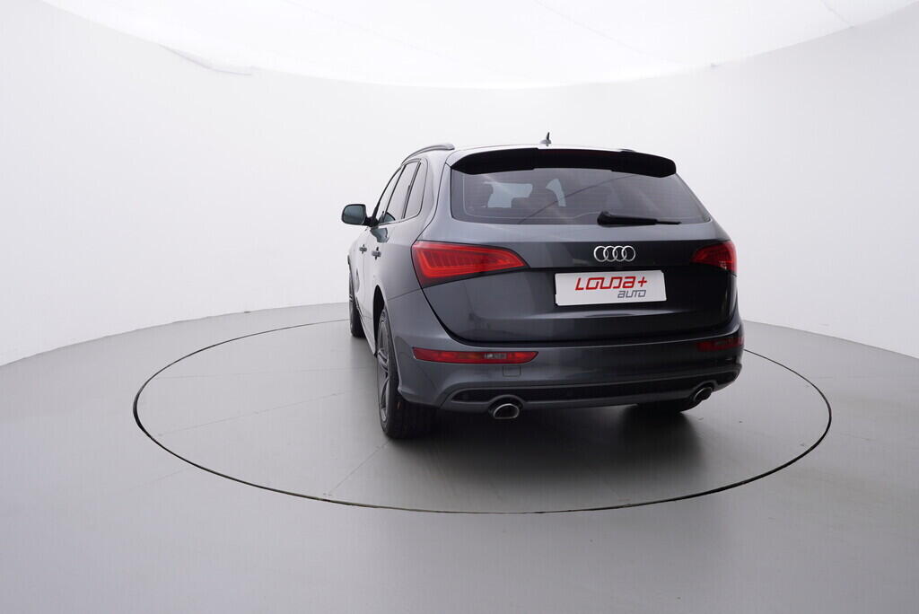 OV190V08112_13.webp_Q5 S-line 3.0 TDI 180 kW automat