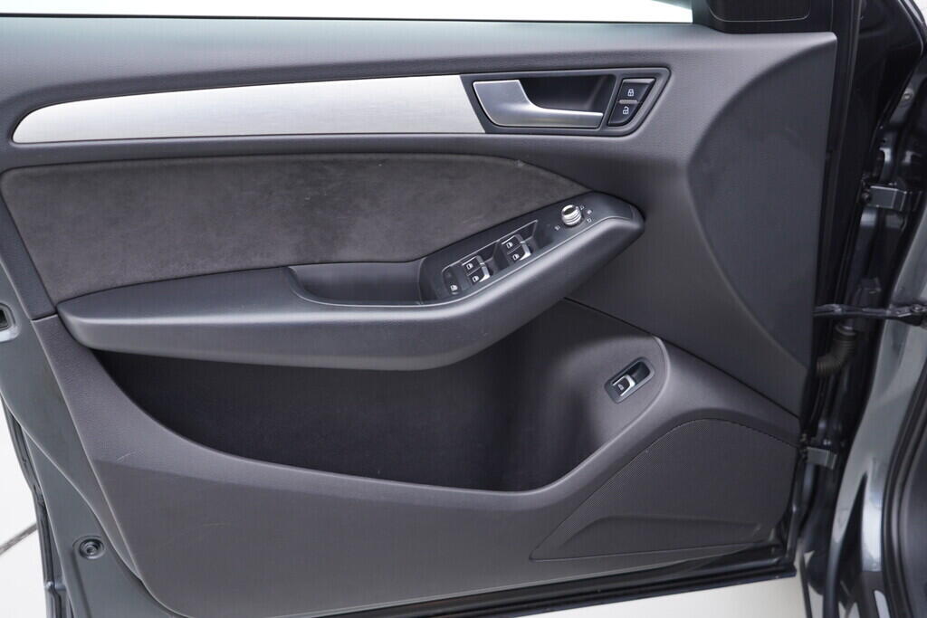 OV190V08112_19.webp_Q5 S-line 3.0 TDI 180 kW automat