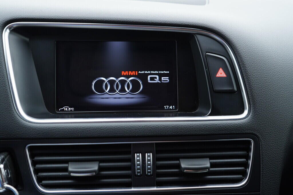 OV190V08112_31.webp_Q5 S-line 3.0 TDI 180 kW automat