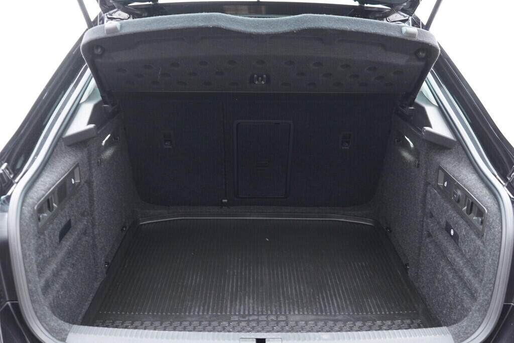 OV190V08116_39.webp_SUPERB Style 2.0 TSI 206 kW automat, DPH