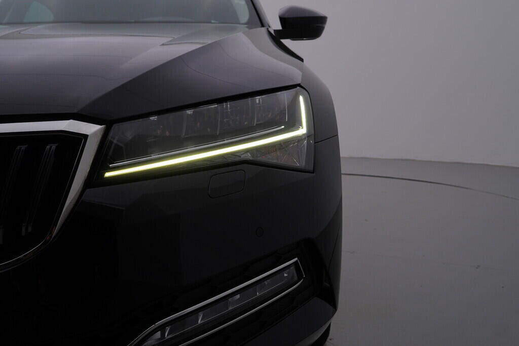 OV190V08116_45.webp_SUPERB Style 2.0 TSI 206 kW automat, DPH