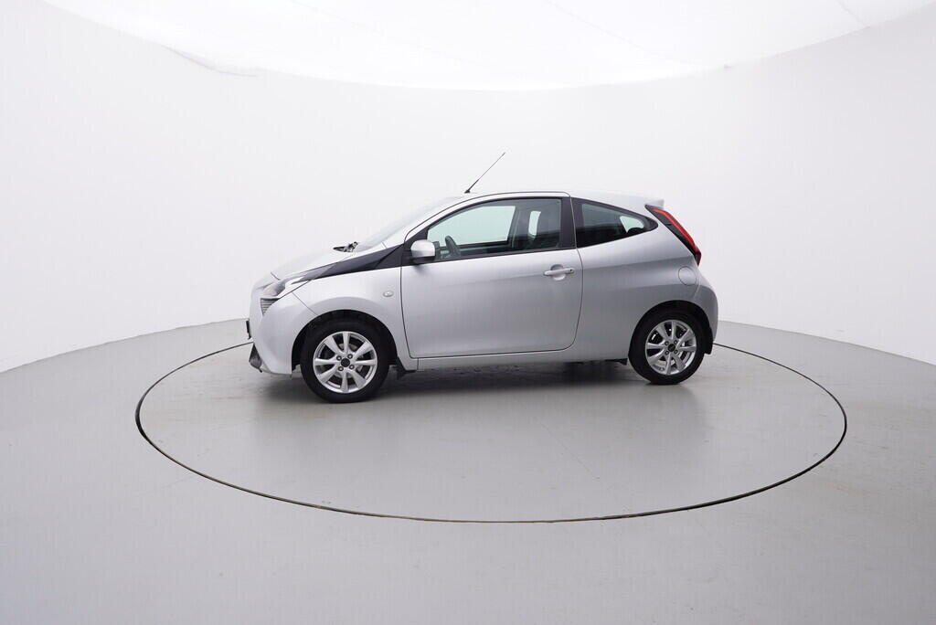 OV190V08127_11.webp_AYGO  1.0  53 kW manuál