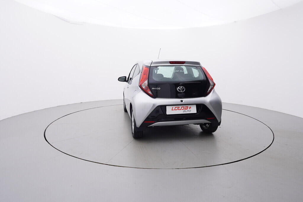 OV190V08127_13.webp_AYGO  1.0  53 kW manuál