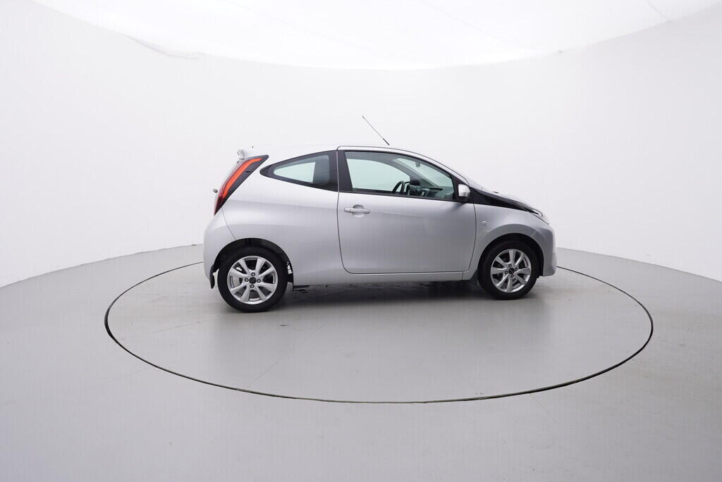 OV190V08127_15.webp_AYGO  1.0  53 kW manuál
