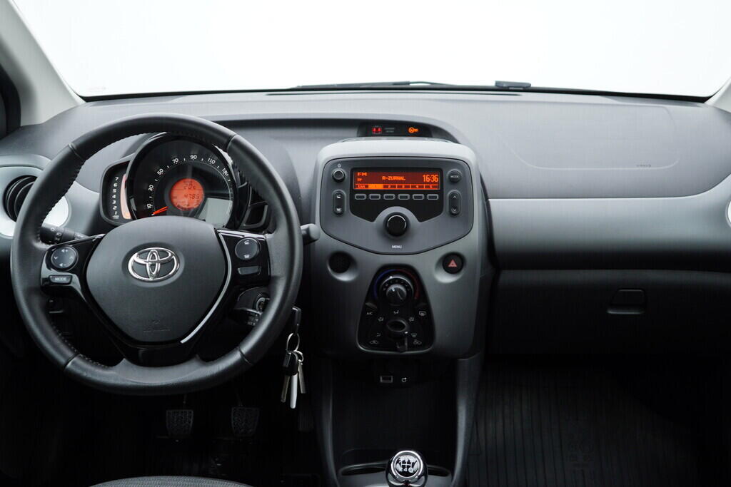 OV190V08127_25.webp_AYGO  1.0  53 kW manuál