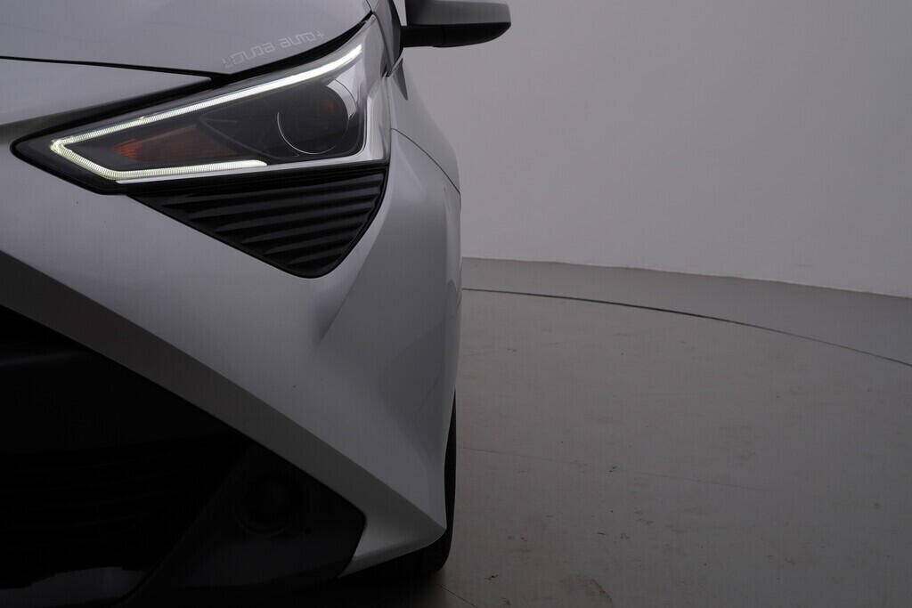 OV190V08127_36.webp_AYGO  1.0  53 kW manuál