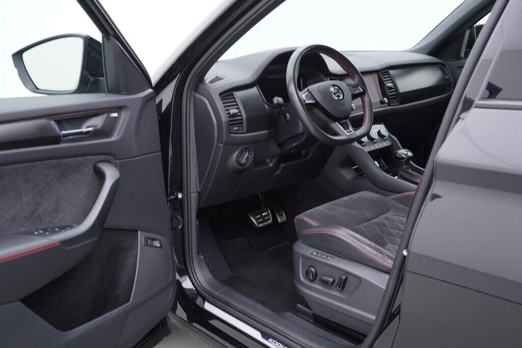 OV190V08134_18.webp_KODIAQ RS 2.0 TDI 176 kW automat, DPH