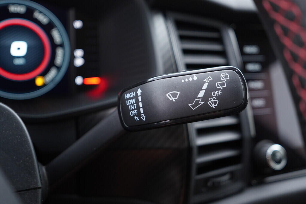 OV190V08134_27.webp_KODIAQ RS 2.0 TDI 176 kW automat, DPH