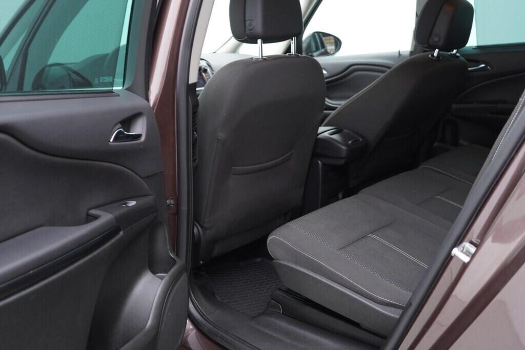 OV190V08144_33.webp_ZAFIRA Tourer 2.0 CDTi 125 kW automat
