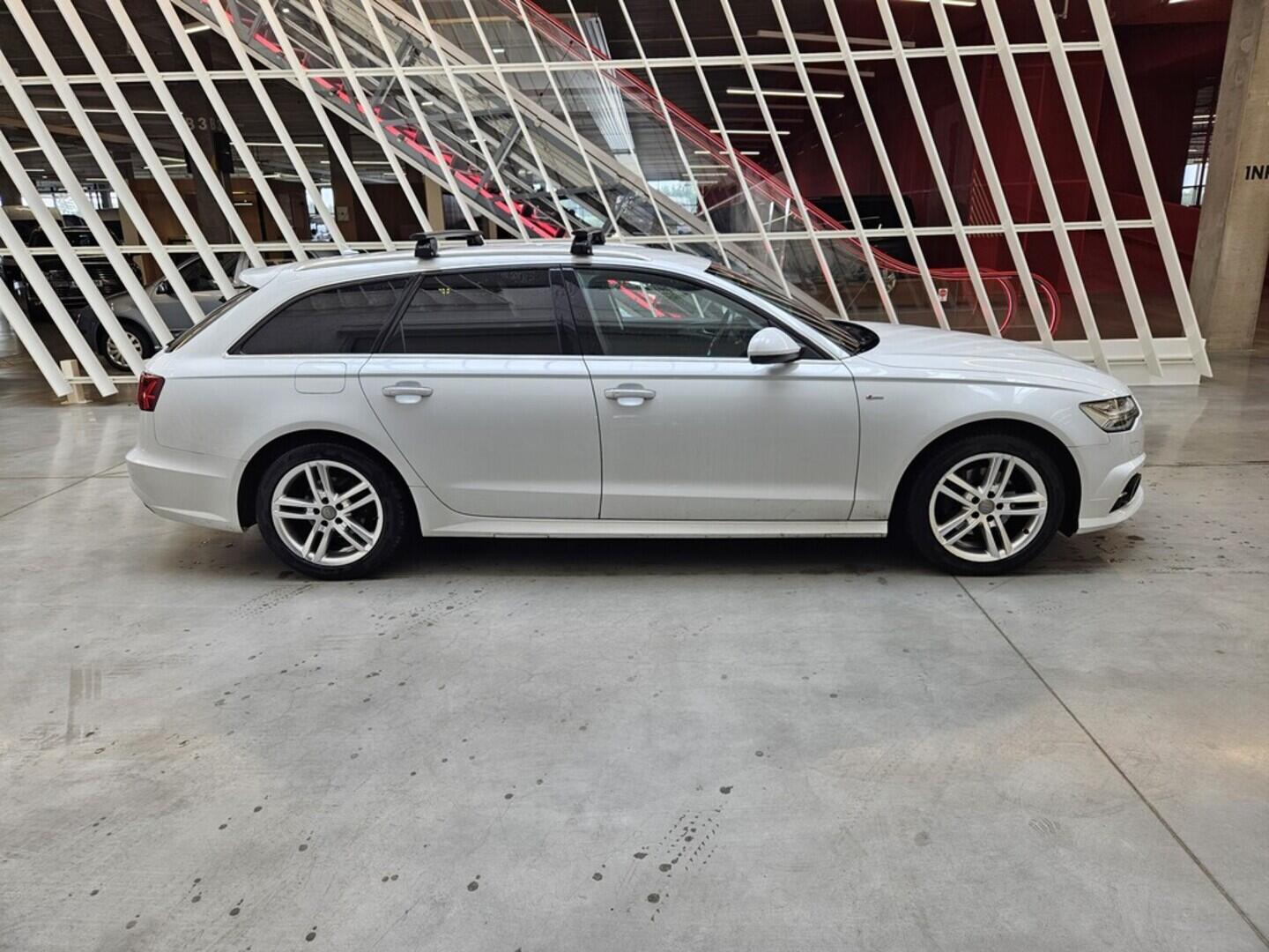 OV190V08145_16.webp_A6 AVANT S-line  2.0 TDI 140 kW automat
