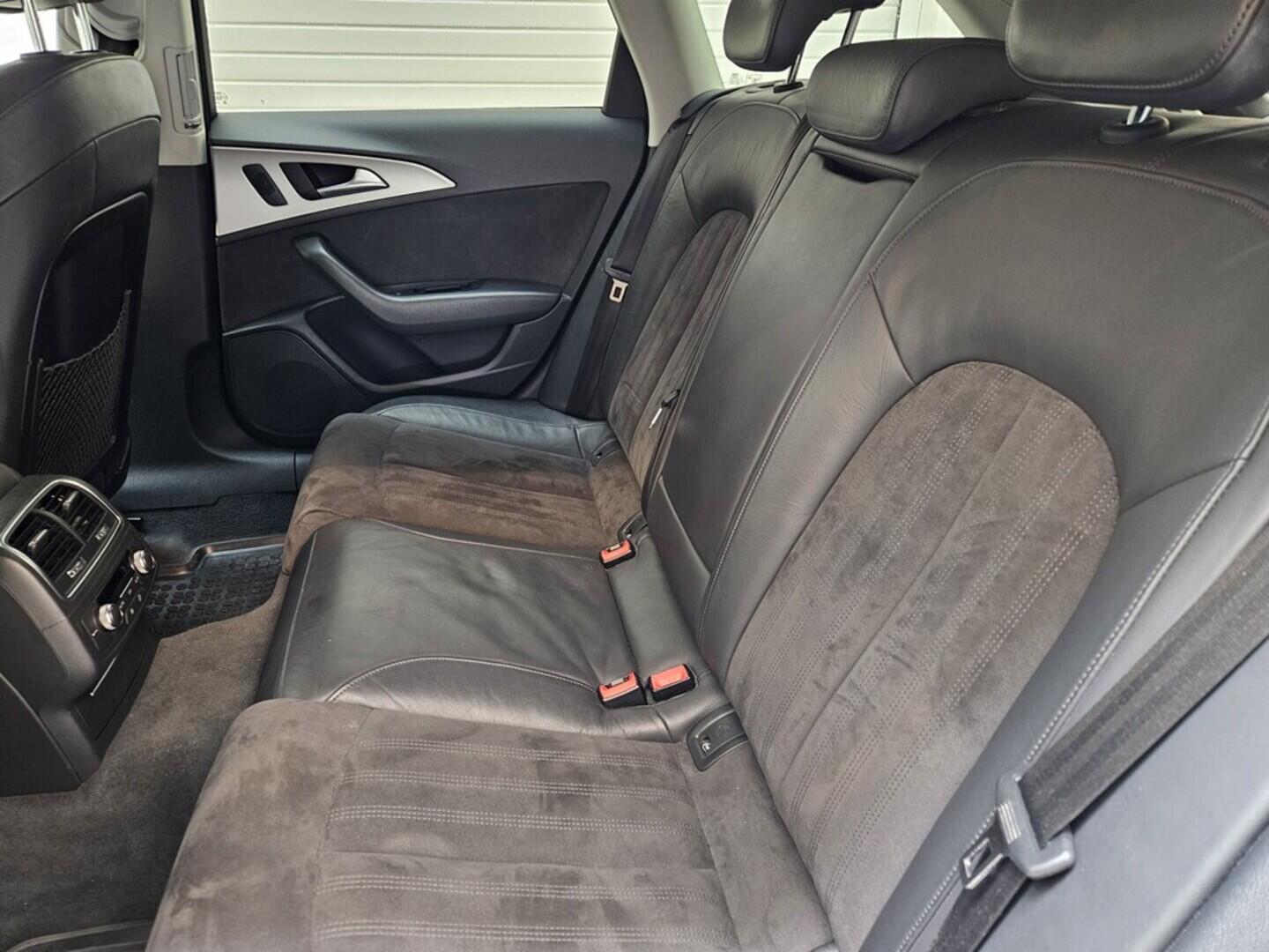 OV190V08145_18.webp_A6 AVANT S-line  2.0 TDI 140 kW automat