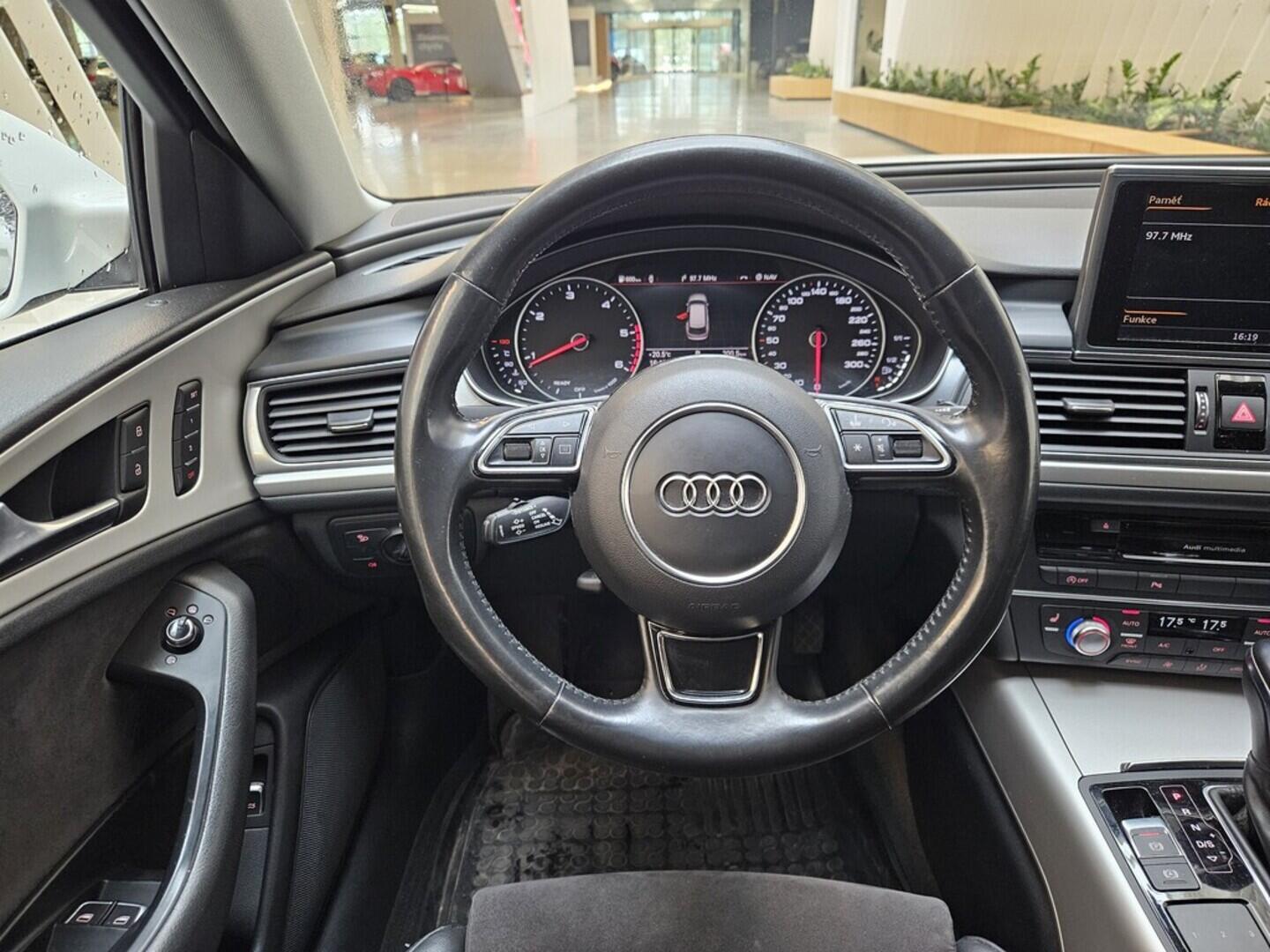 OV190V08145_21.webp_A6 AVANT S-line  2.0 TDI 140 kW automat
