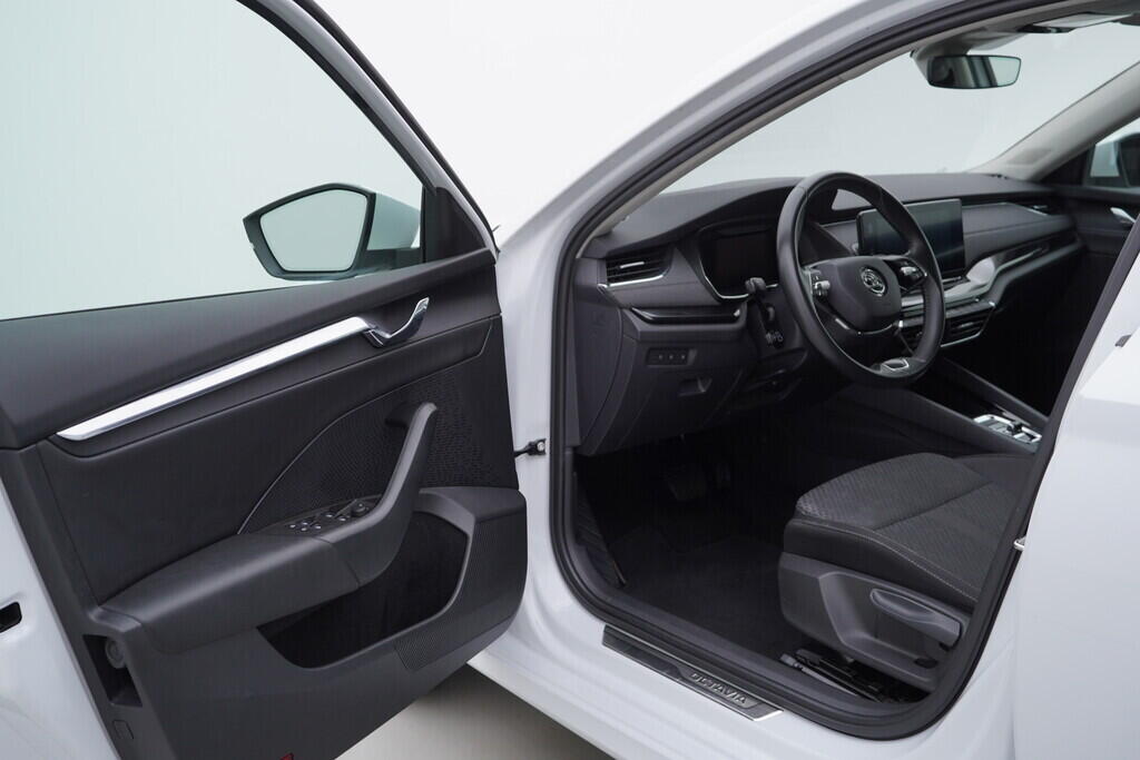 OV190V08153_18.webp_OCTAVIA Style 1.5 TSI 110 kW automat, DPH
