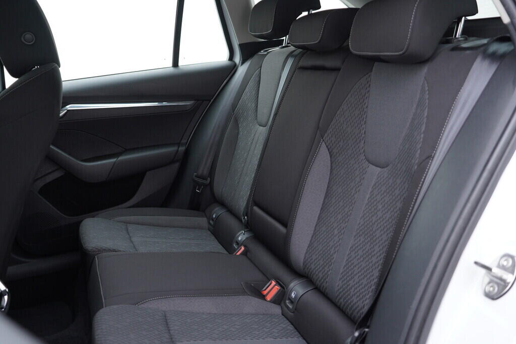 OV190V08153_38.webp_OCTAVIA Style 1.5 TSI 110 kW automat, DPH