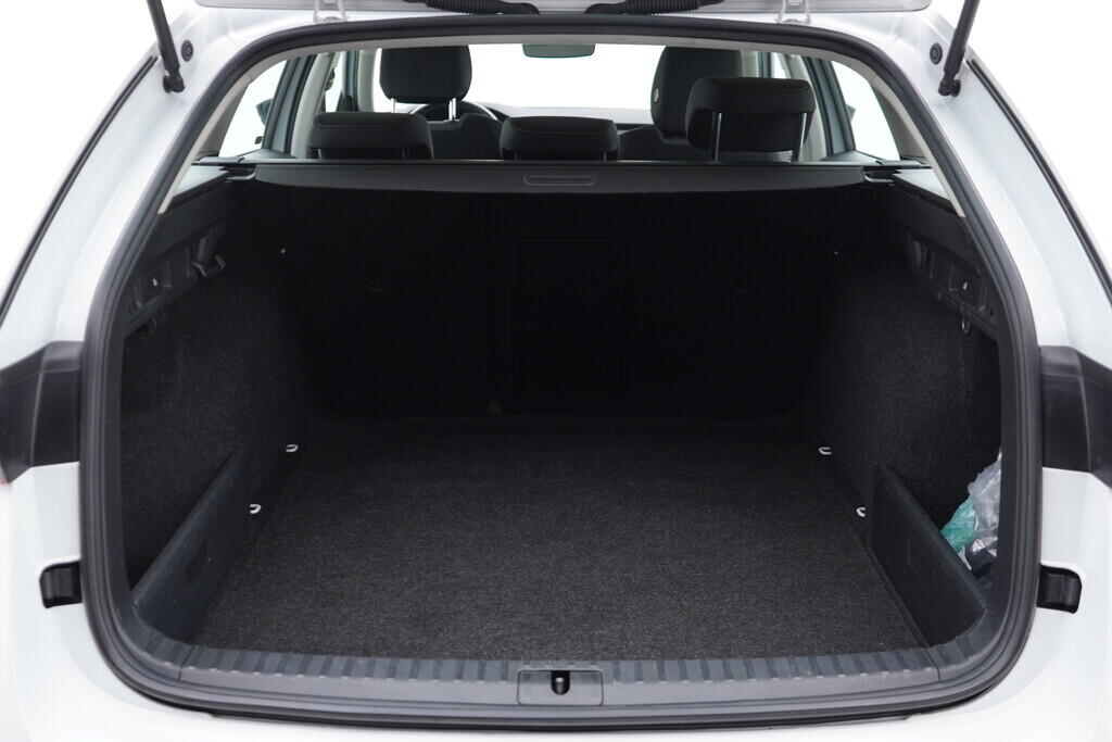 OV190V08153_39.webp_OCTAVIA Style 1.5 TSI 110 kW automat, DPH