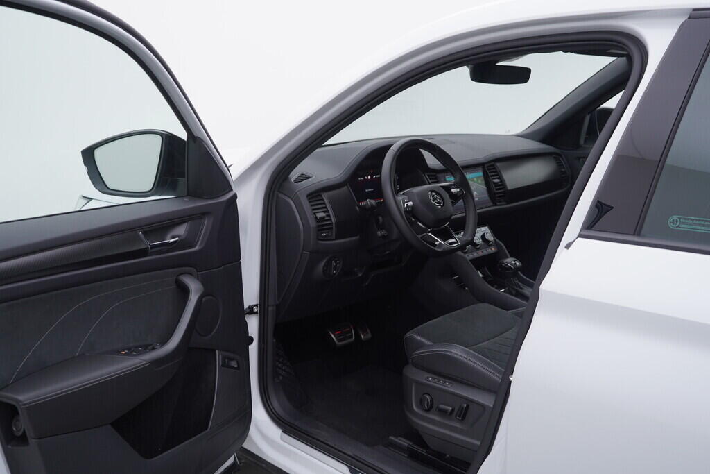 OV190V08155_18.webp_KODIAQ SportLine 2.0 TDI 147 kW automat, DPH