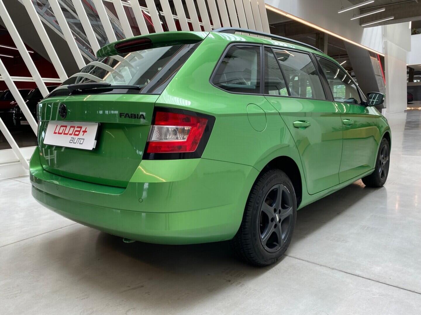 OV190V08162_11.webp_FABIA Ambition 1.2 TSI 66 kW manuál