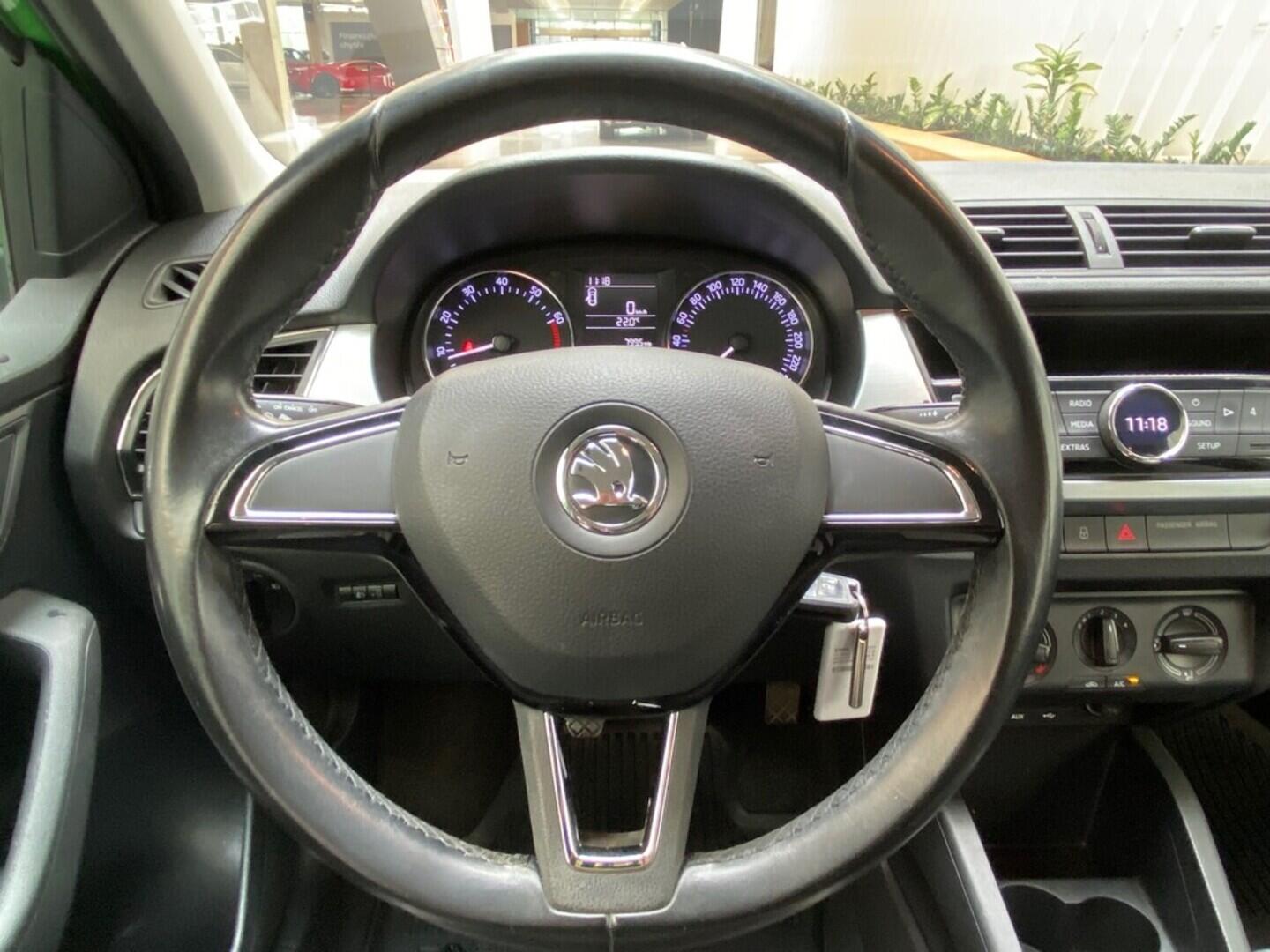 OV190V08162_21.webp_FABIA Ambition 1.2 TSI 66 kW manuál