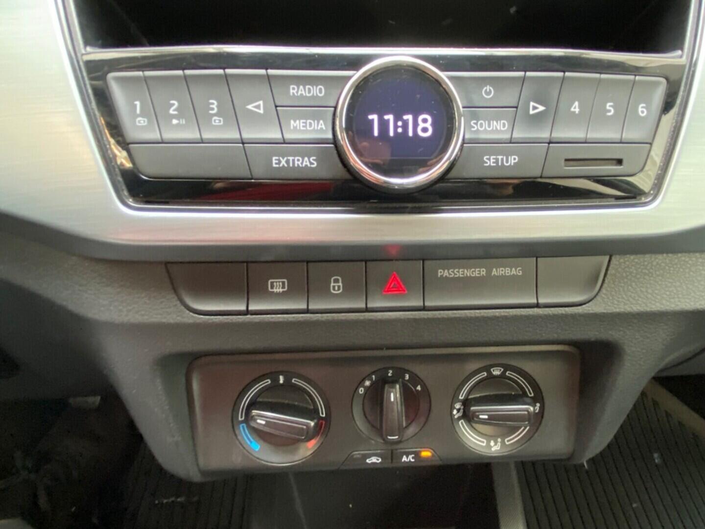 OV190V08162_22.webp_FABIA Ambition 1.2 TSI 66 kW manuál