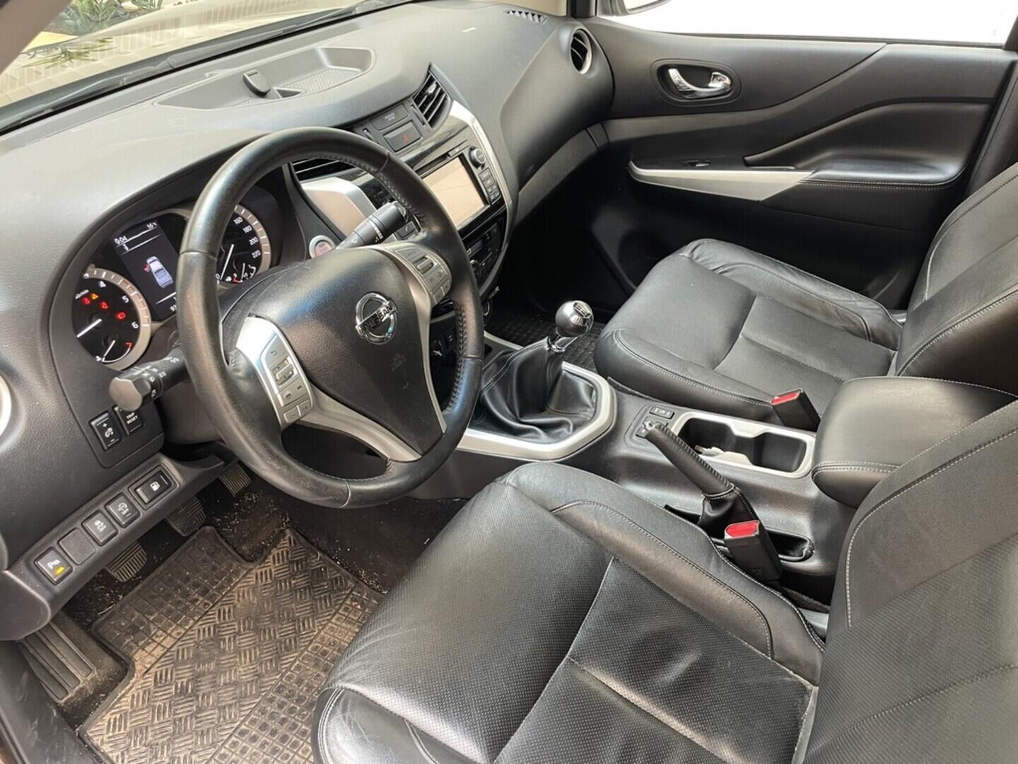 OV190V08168_19.webp_NAVARA  2.3  140 kW manuál, DPH
