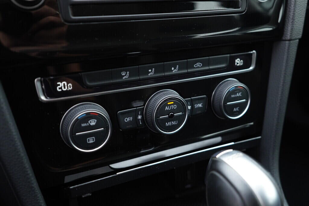 OV190V08172_33.webp_GOLF VARIANT Highline 1.4 TSI 110 kW automat