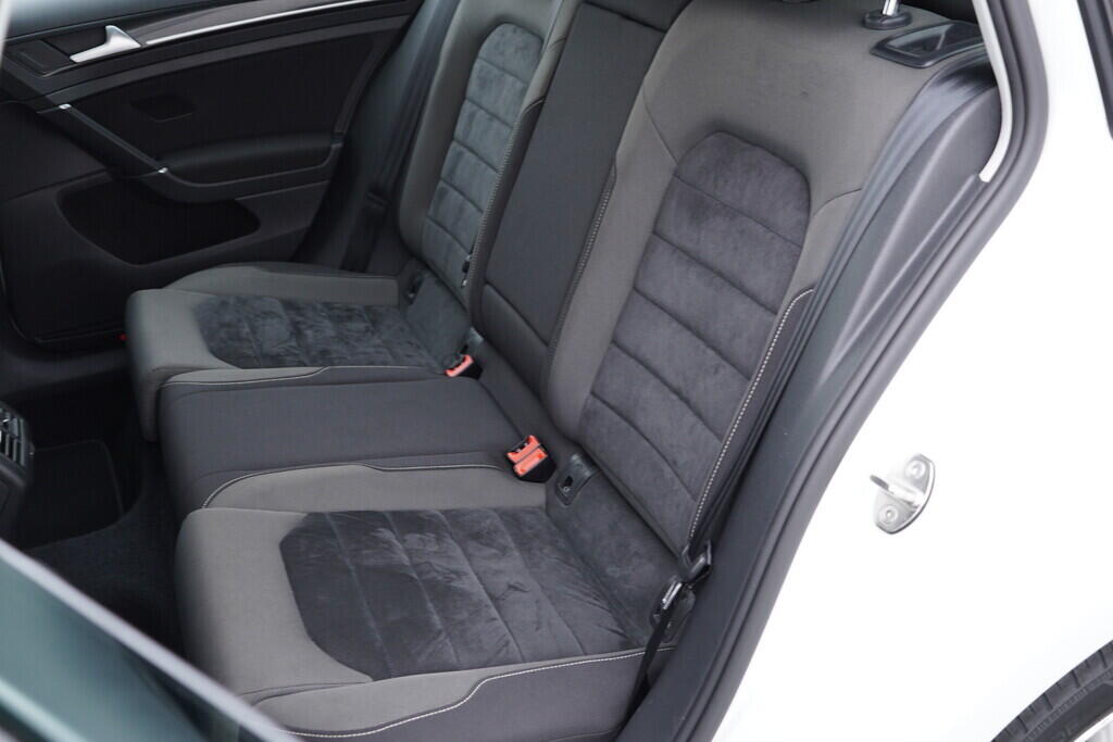 OV190V08172_37.webp_GOLF VARIANT Highline 1.4 TSI 110 kW automat