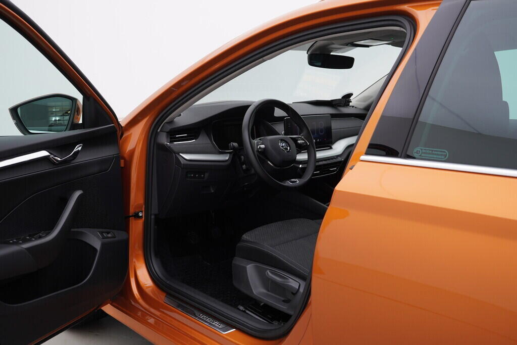 OV190V08173_18.webp_OCTAVIA Style Plus 2.0 TDI 110 kW manuál