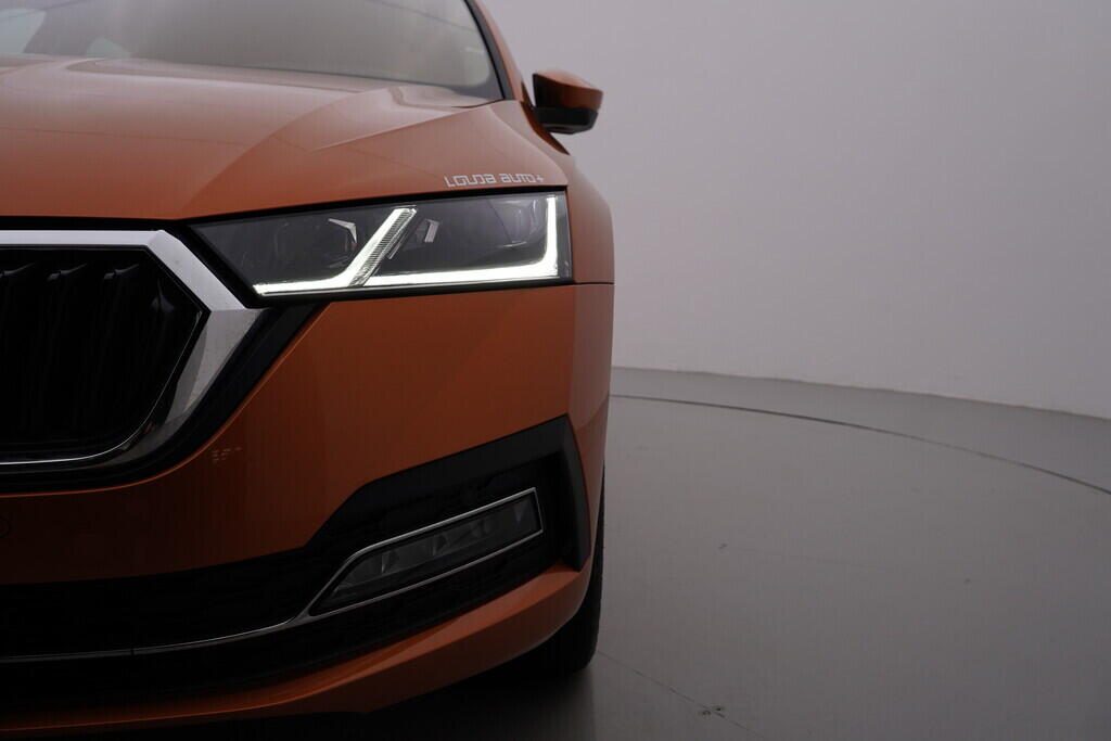 OV190V08173_45.webp_OCTAVIA Style Plus 2.0 TDI 110 kW manuál