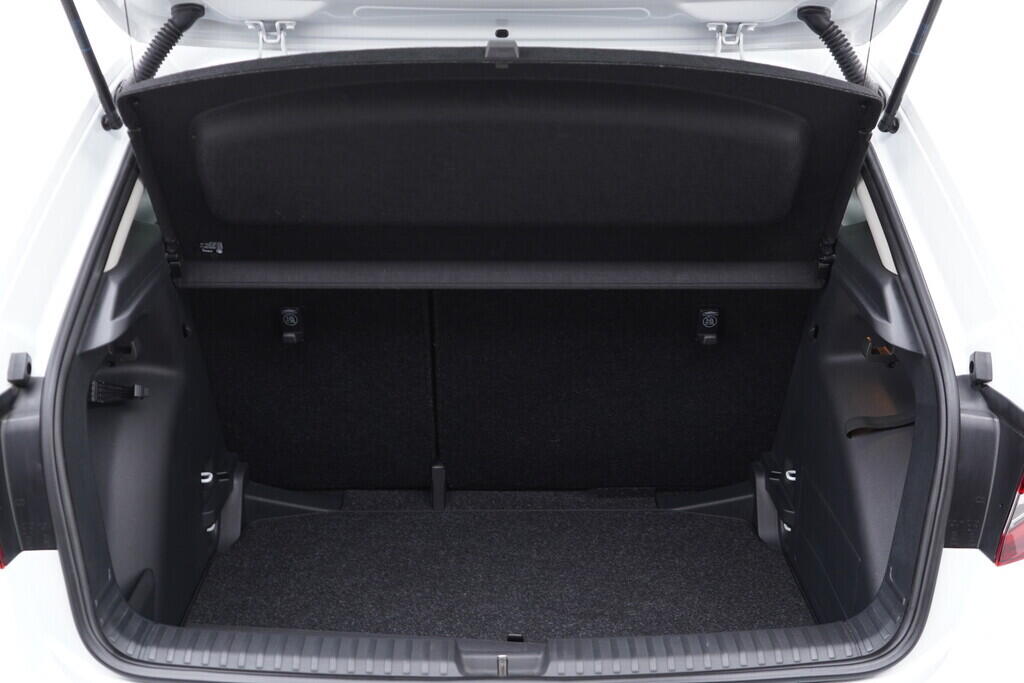OV190V08174_36.webp_FABIA Selection 1.0 TSI 85 kW automat, DPH
