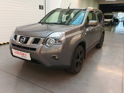 X-TRAIL  2.0  110 kW manuál