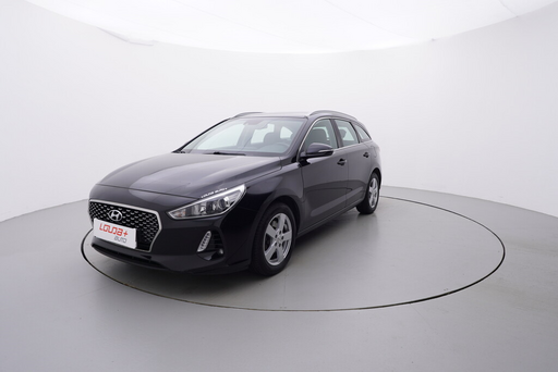 I30  1.6  81 kW manuál