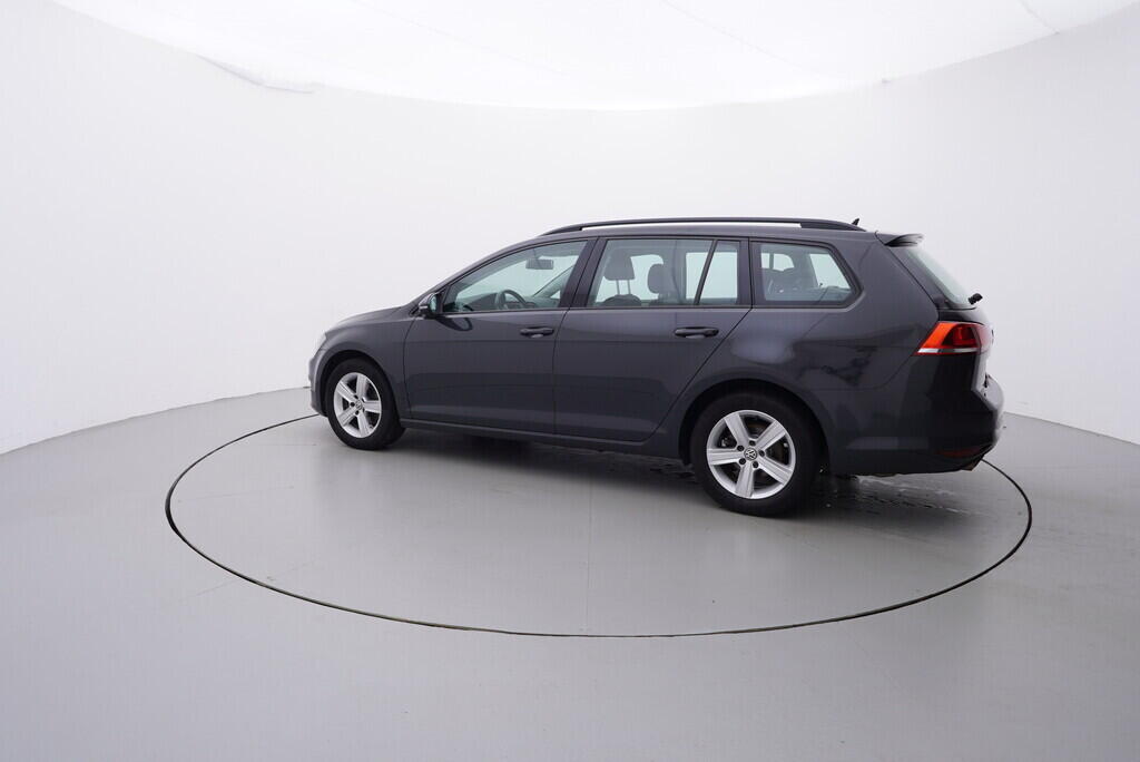 OV190V08207_12.webp_GOLF VARIANT Highline 2.0 TDI 110 kW manuál