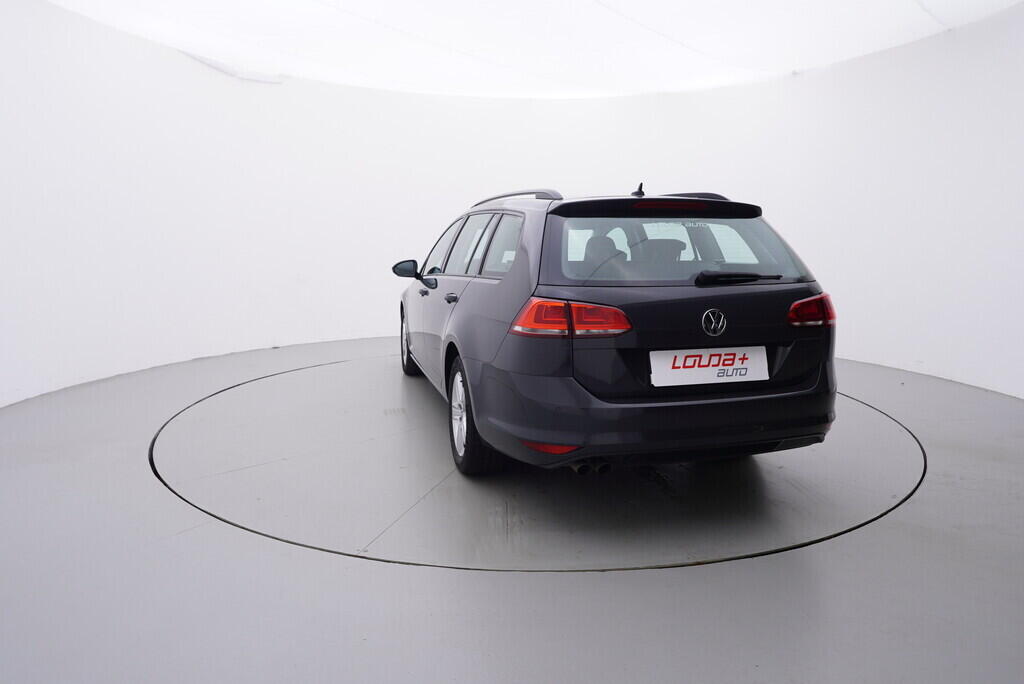 OV190V08207_13.webp_GOLF VARIANT Highline 2.0 TDI 110 kW manuál