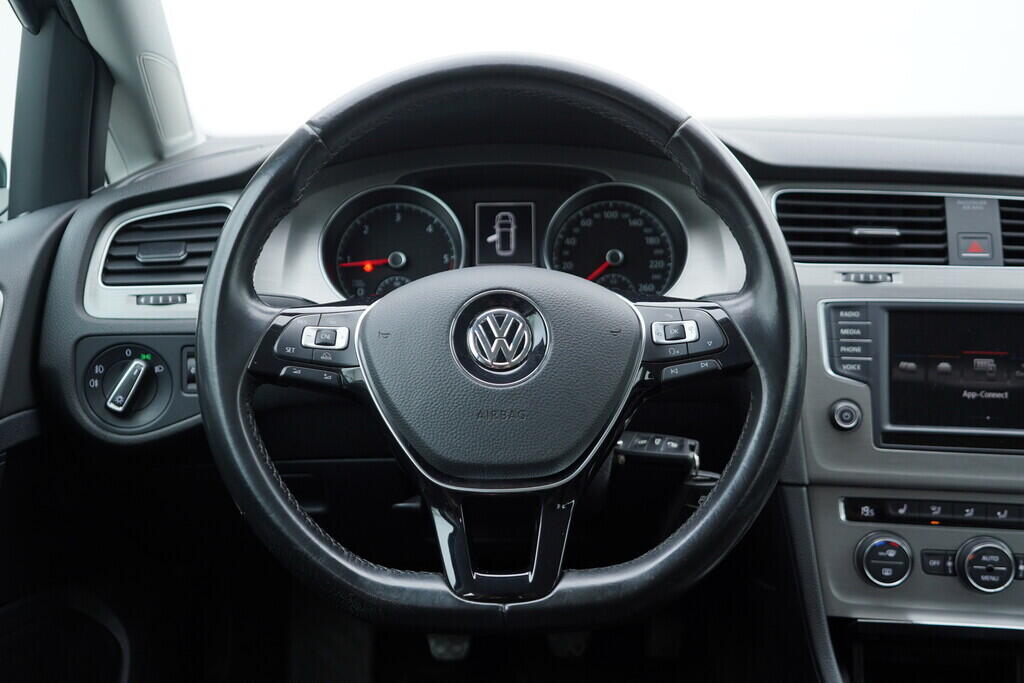 OV190V08207_27.webp_GOLF VARIANT Highline 2.0 TDI 110 kW manuál