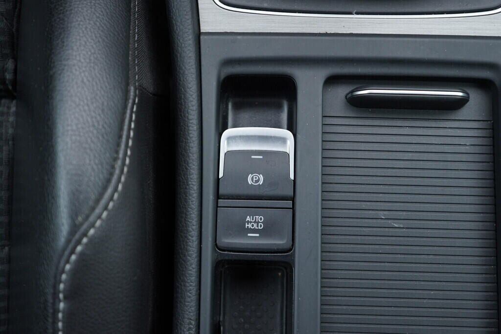 OV190V08207_35.webp_GOLF VARIANT Highline 2.0 TDI 110 kW manuál