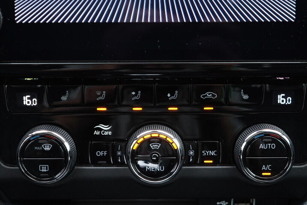 OV190V08210_33.webp_OCTAVIA Style 1.4 TSI 110 kW automat