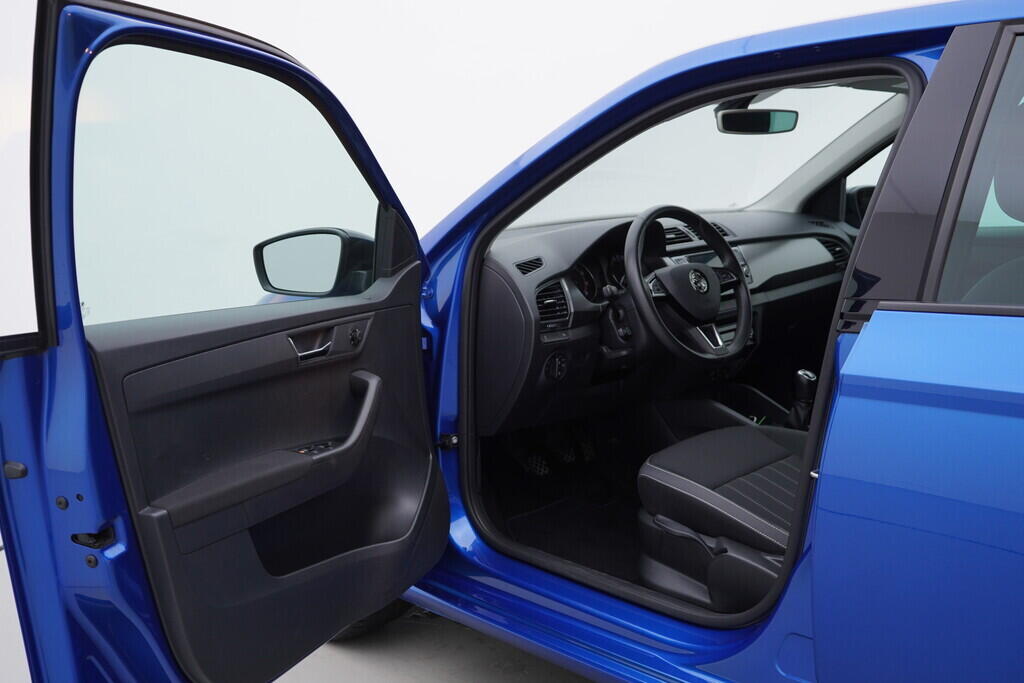 OV190V08212_18.webp_FABIA Style 1.0 TSI 70 kW manuál